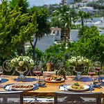 מלון Elementa Boutique Hotel - Adults Friendly 3*