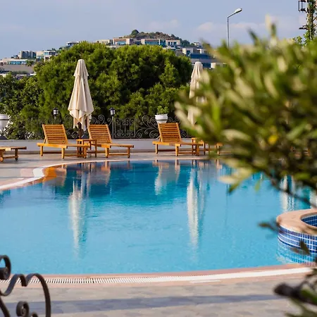 Elementa Boutique Hotel - Adults Friendly 3*
