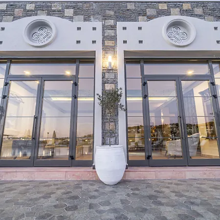 Elementa Boutique Hotel - Adults Friendly יאליקאבאק