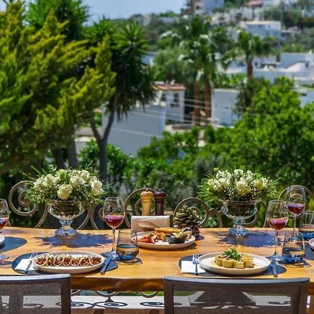 ホテル Elementa Boutique - Adults Only 3*