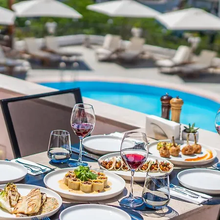 Elementa Boutique - Adults Friendly Hotel