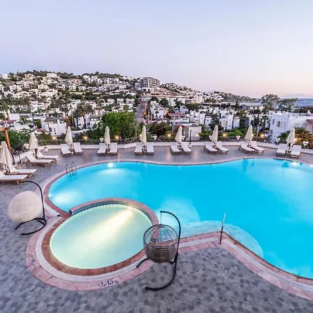Elementa Boutique - Adults Friendly Yalıkavak