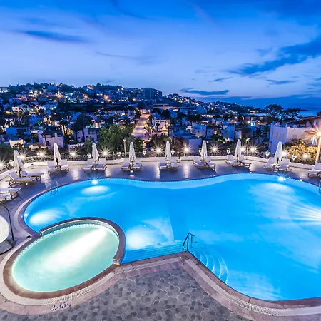 Elementa Boutique - Adults Friendly Hotel
