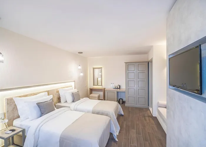 Elementa Boutique Hotel - Adults Friendly 3*