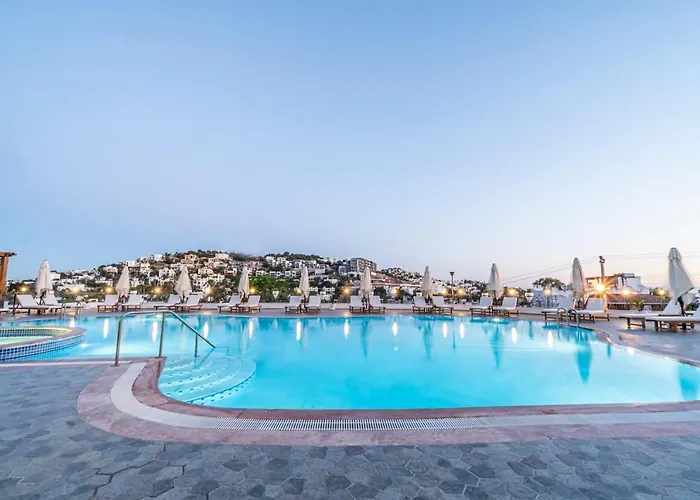 호텔 Elementa Boutique Hotel - Adults Friendly 3*