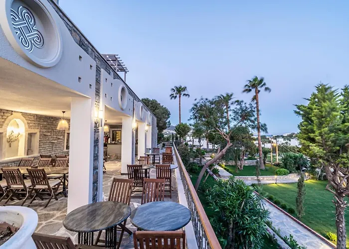 Elementa Boutique Hotel - Adults Friendly Hotel 3*