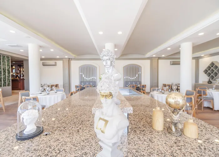 Elementa Boutique Hotel - Adults Friendly
